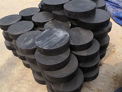 上栗县板式橡胶支座由若干层橡胶片与薄钢板经加压硫化